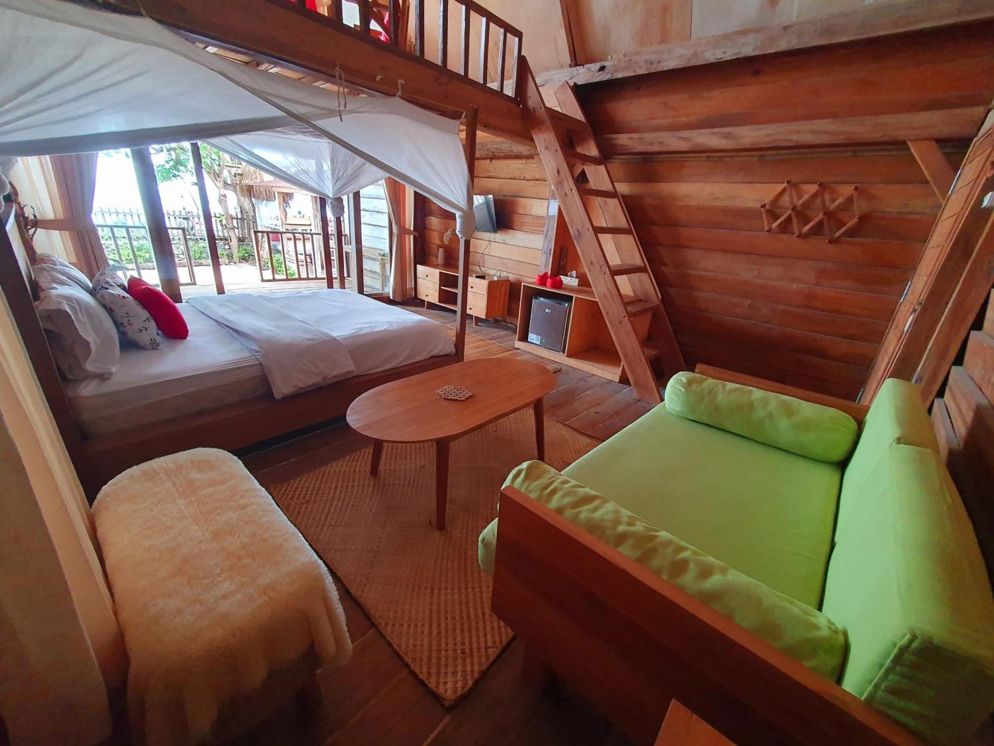 Sunset Moyo Bungalows Moyo Island Eksteriør billede
